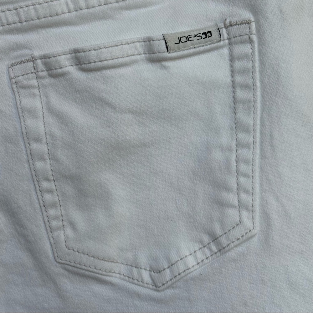 Joe's Jeans White Cropped Ankle Jeans - Picture 8 of 9